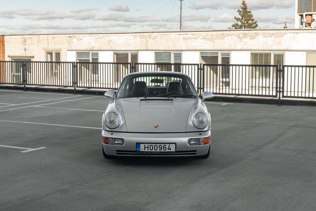 1990 Porsche 964 Carrera 4 - Image 11 of 31