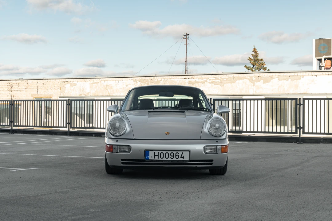 1990 Porsche 964 Carrera 4 - Image 3 of 31