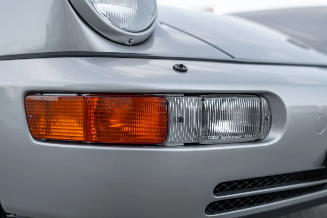 1990 Porsche 964 Carrera 4 - Image 24 of 31