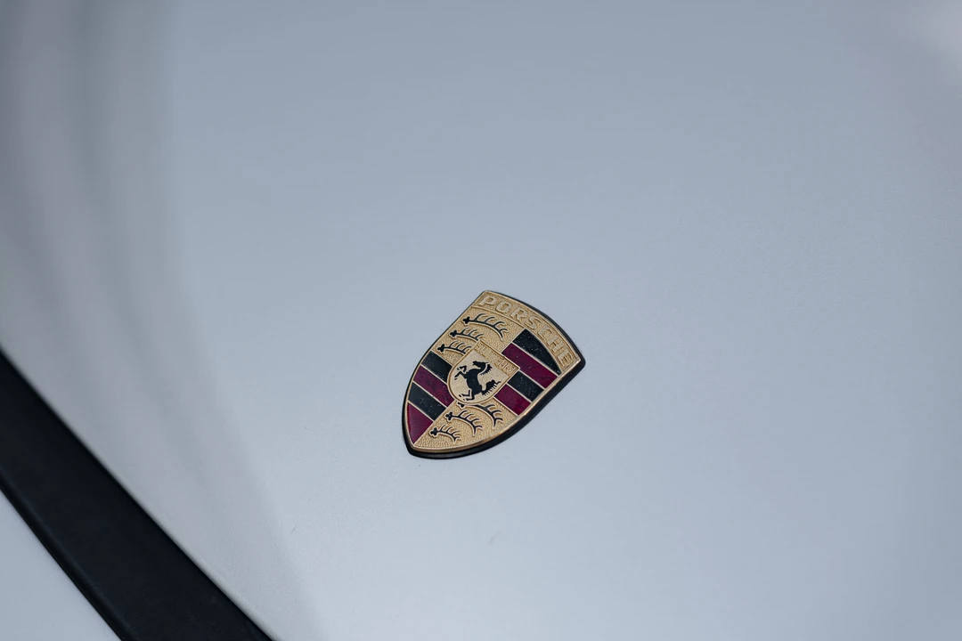 1990 Porsche 964 Carrera 4 - Image 29 of 31