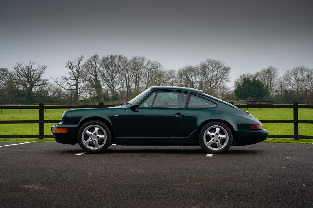 1990 Porsche 964 Carrera 4 - Image 14 of 31