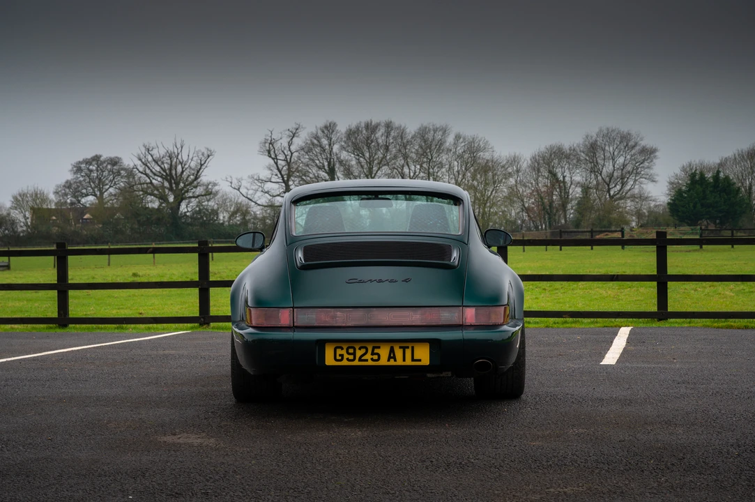 1990 Porsche 964 Carrera 4 - Image 10 of 31