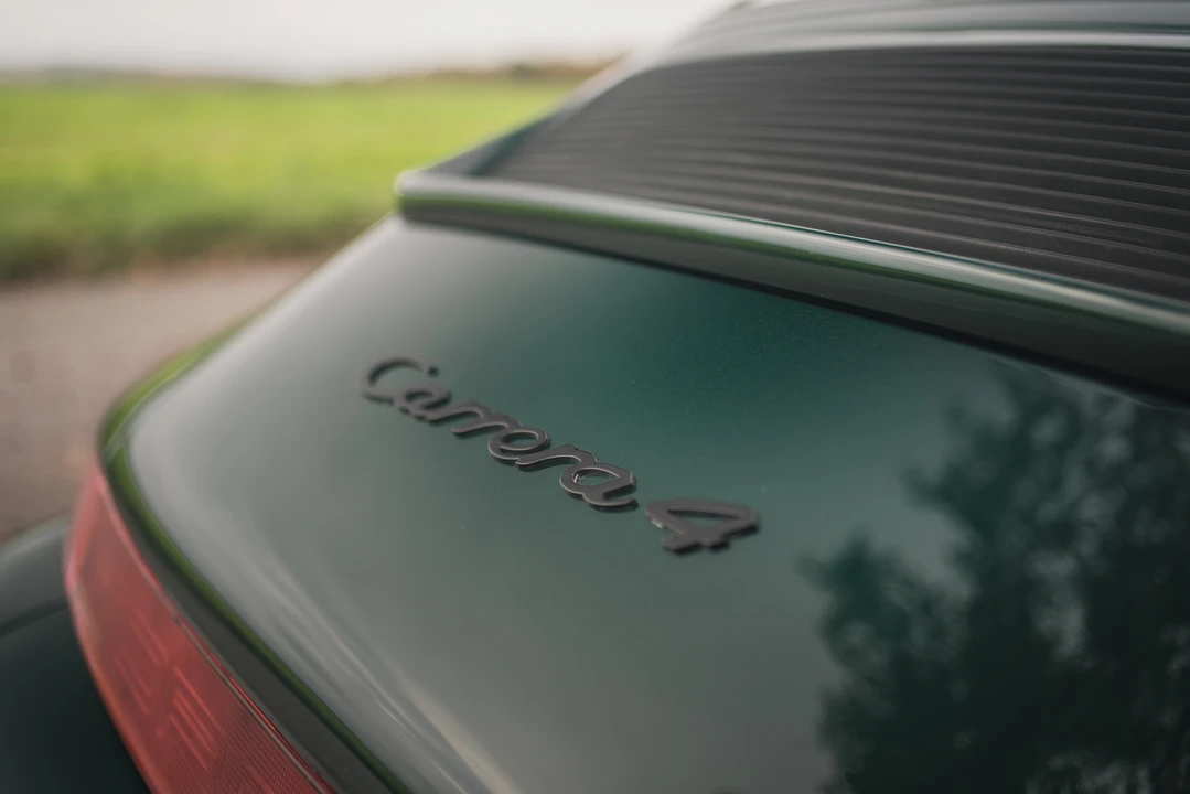 1990 Porsche 964 Carrera 4 - Image 29 of 31