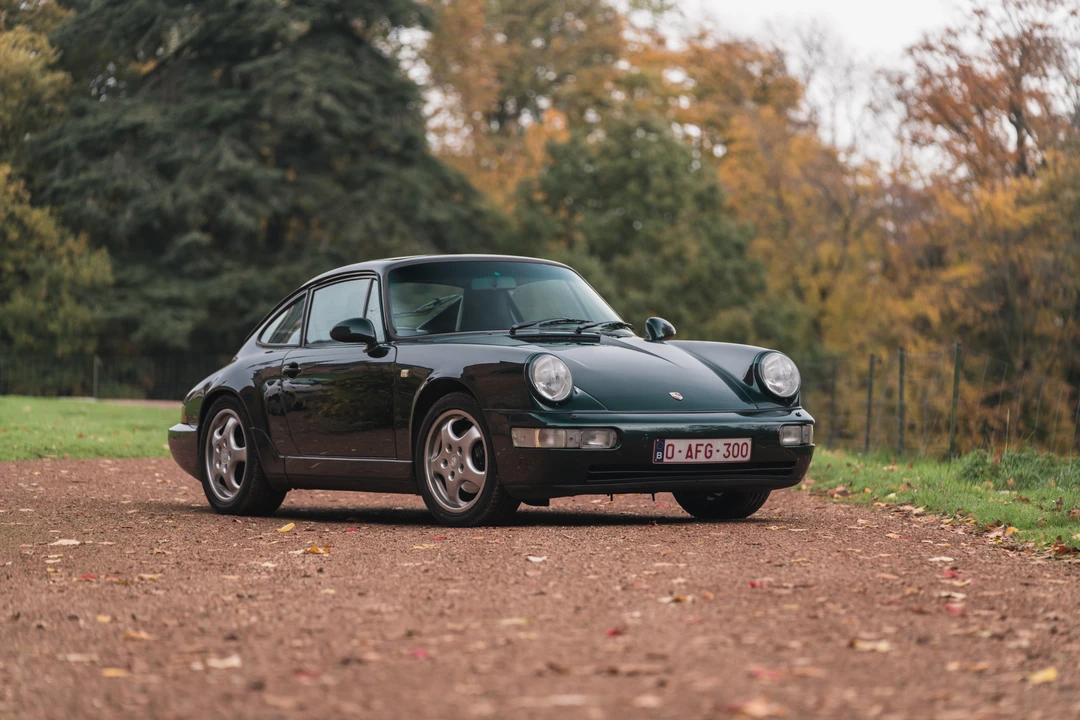 1990 Porsche 964 Carrera 4 - Image 4 of 31