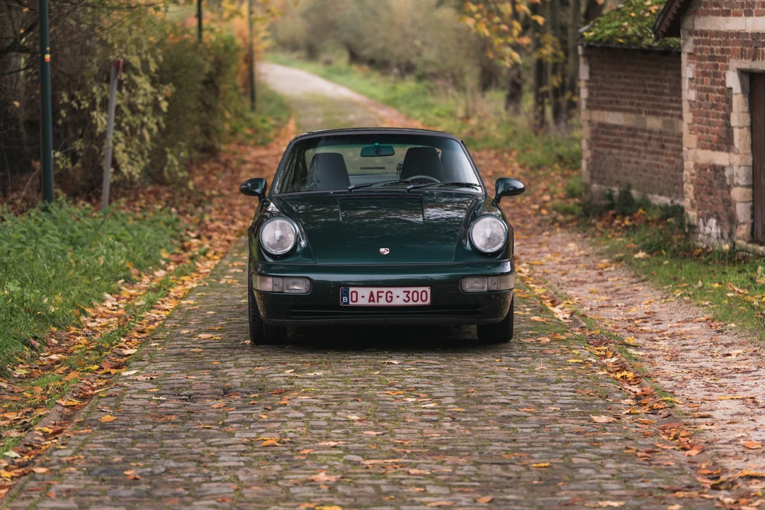 1990 Porsche 964 Carrera 4 - Image 3 of 31