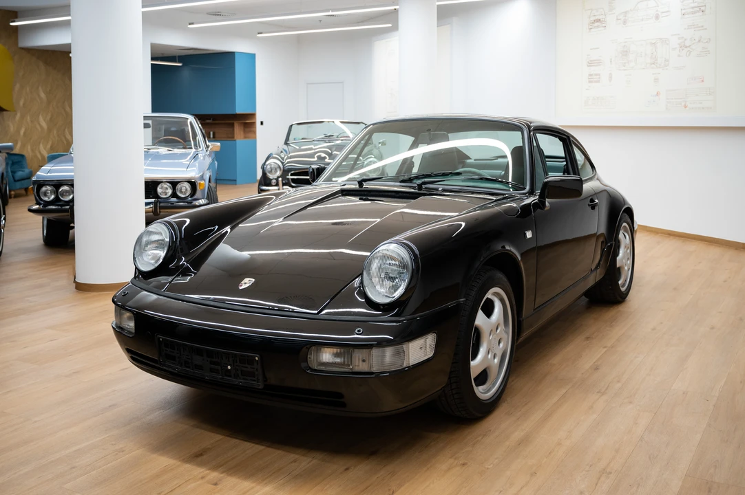 1990 Porsche 964 Carrera 4 - Image 8 of 31