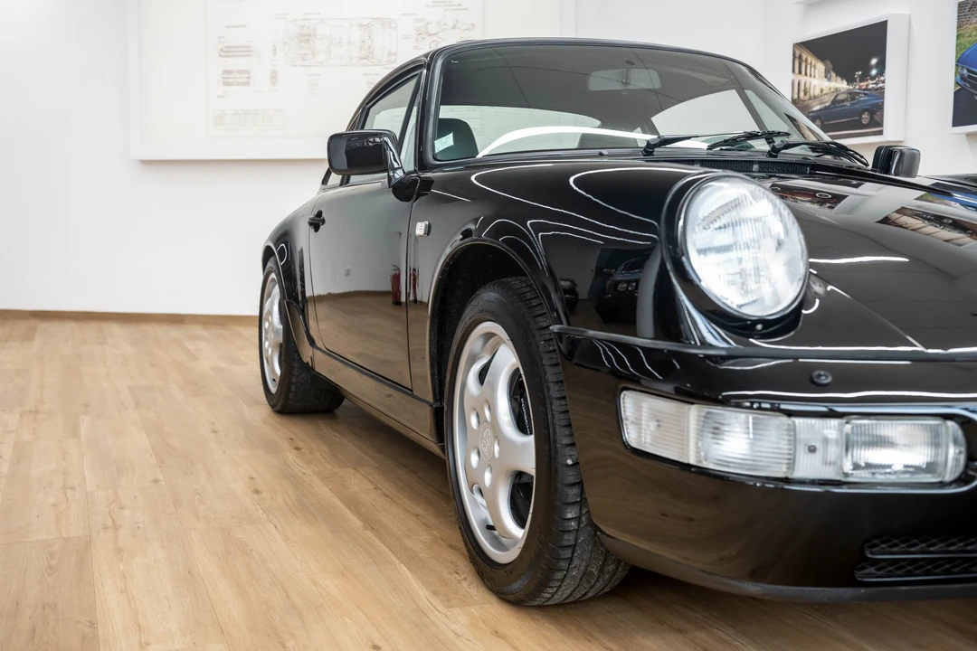 1990 Porsche 964 Carrera 4 - Image 10 of 31