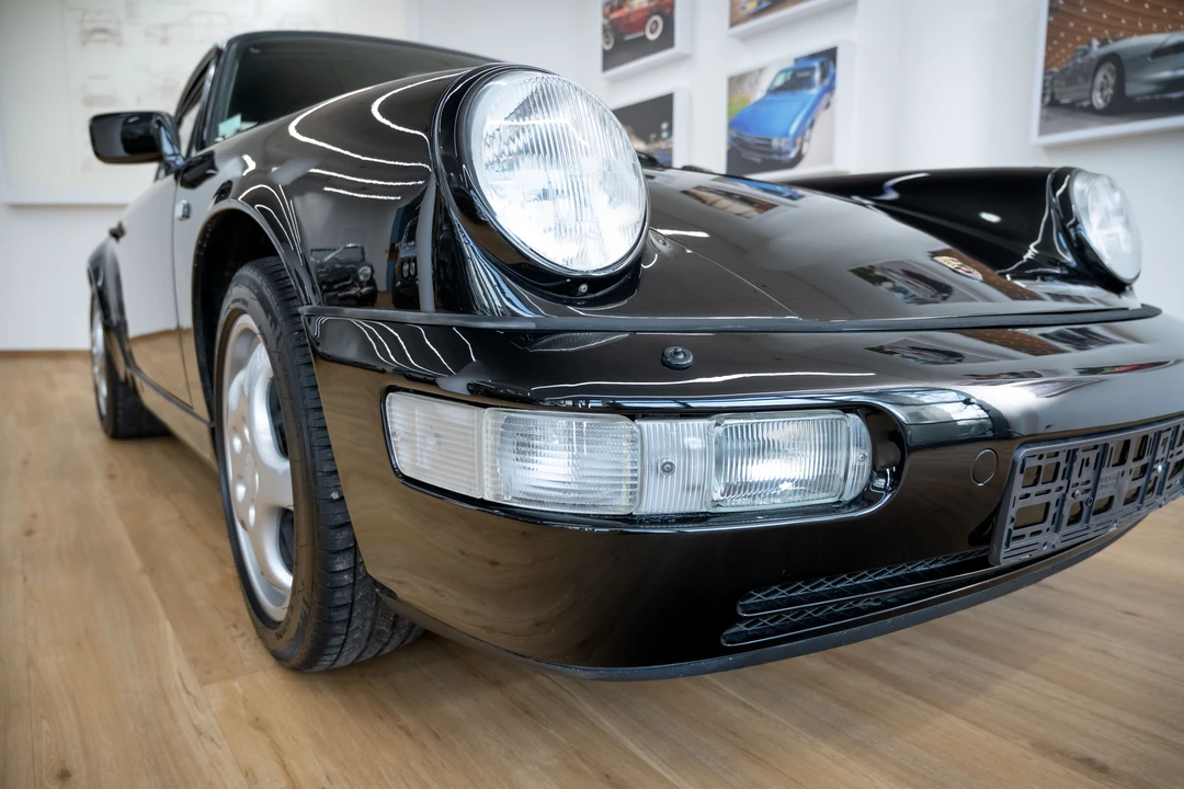 1990 Porsche 964 Carrera 4 - Image 11 of 31