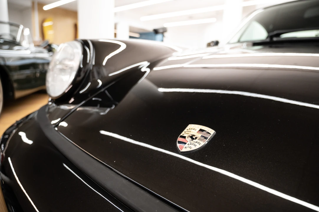 1990 Porsche 964 Carrera 4 - Image 21 of 31