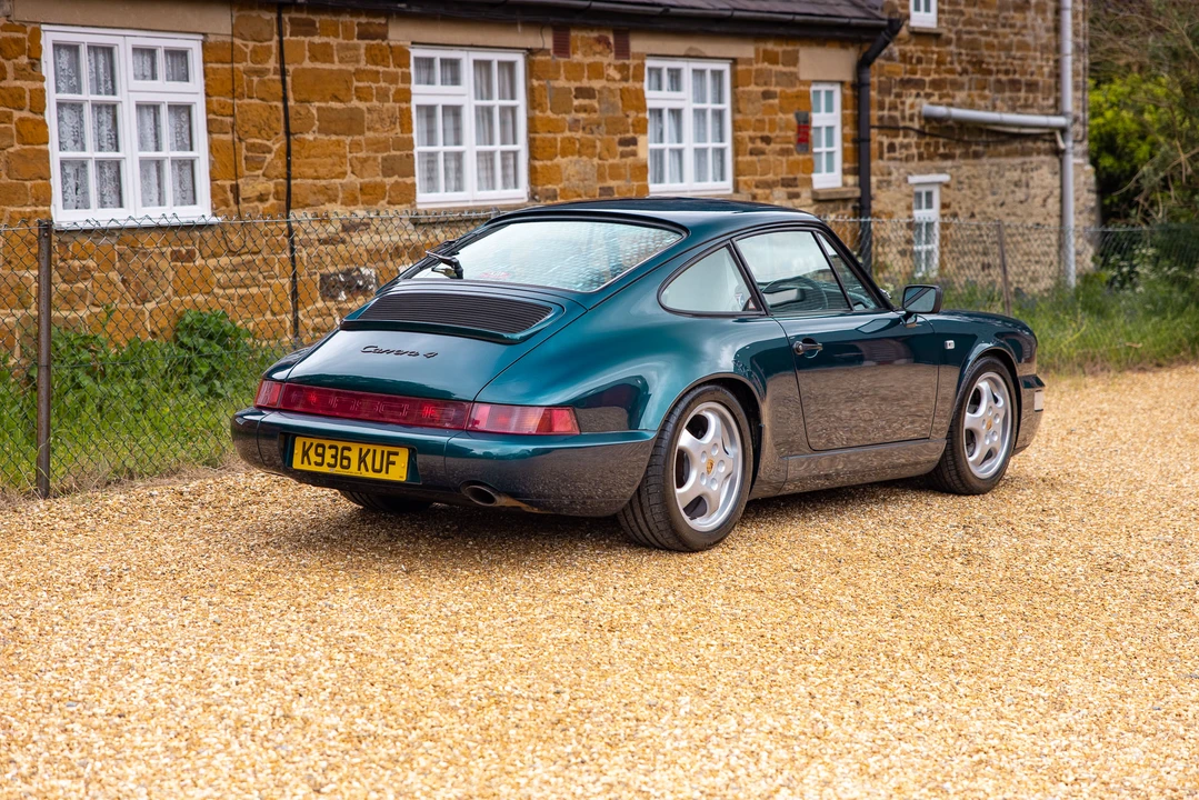 1990 Porsche 964 Carrera 4 - Image 11 of 31
