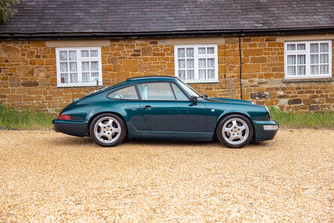1990 Porsche 964 Carrera 4 - Image 12 of 31