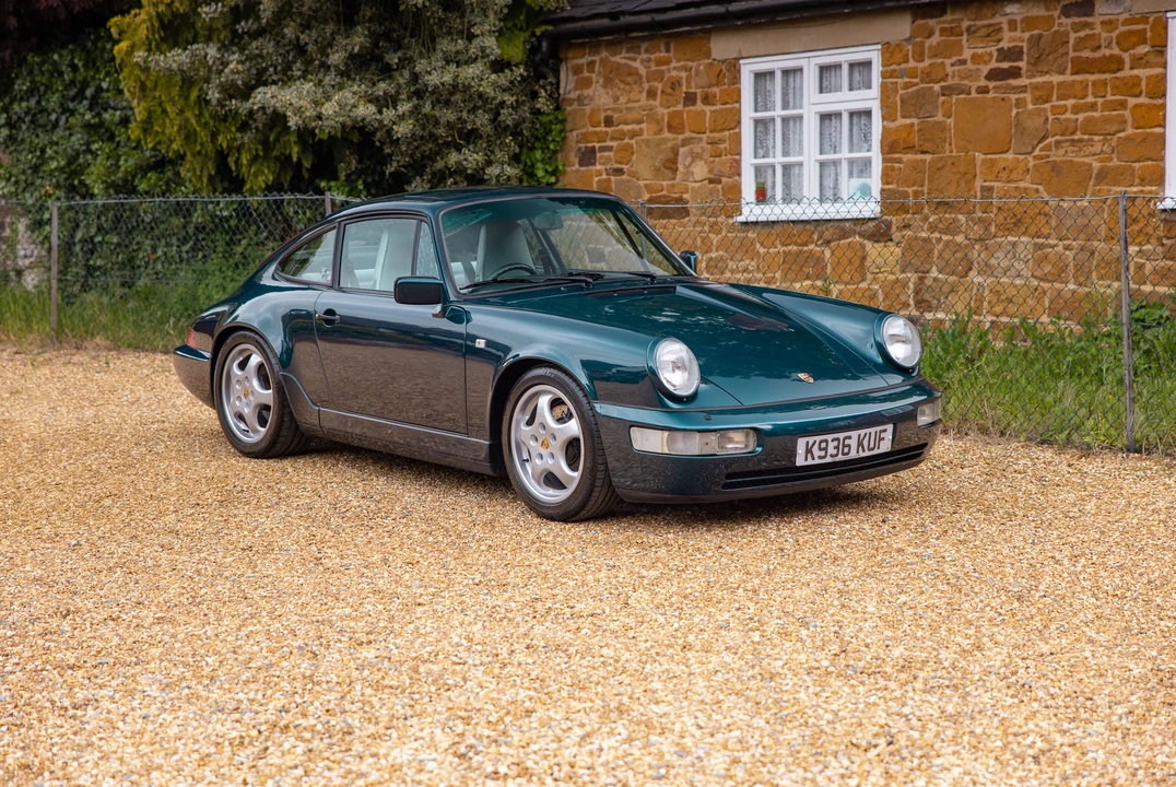1990 Porsche 964 Carrera 4 - Image 13 of 31