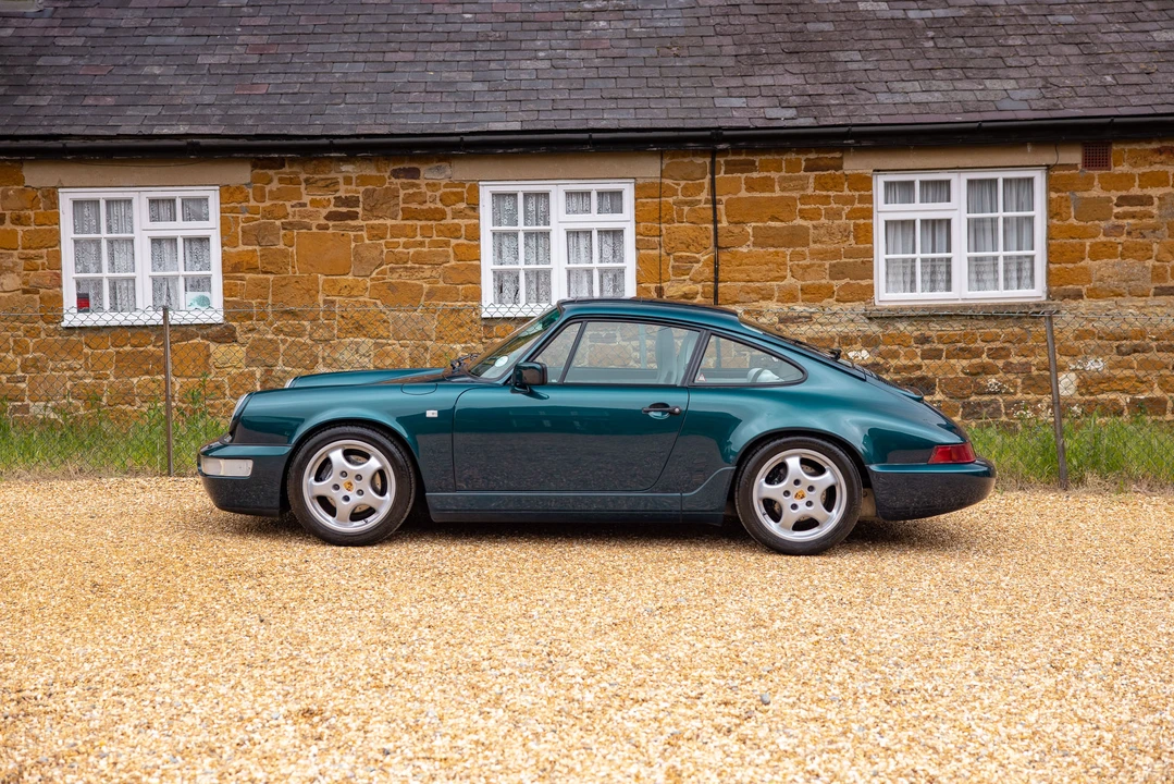 1990 Porsche 964 Carrera 4 - Image 15 of 31