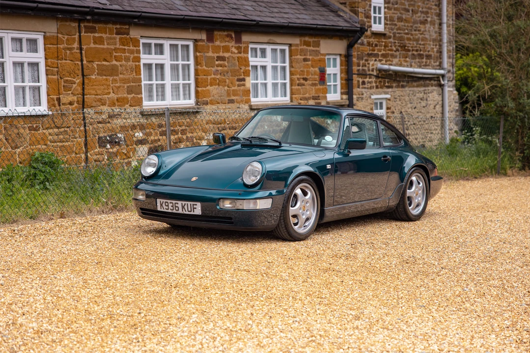 1990 Porsche 964 Carrera 4 - Image 16 of 31