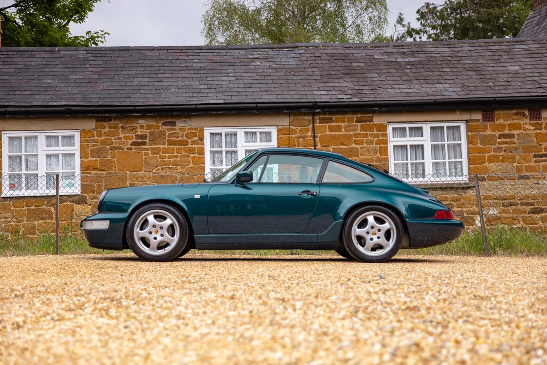 1990 Porsche 964 Carrera 4 - Image 18 of 31
