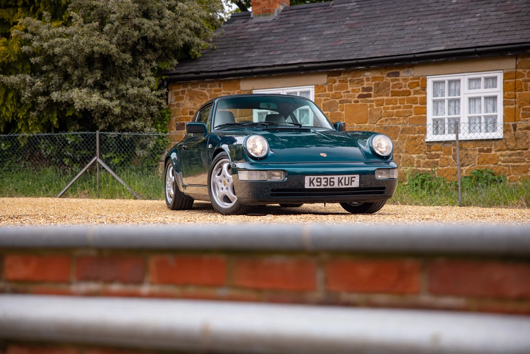1990 Porsche 964 Carrera 4 - Image 28 of 31