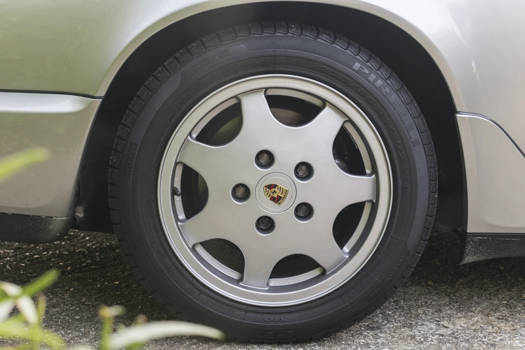 1990 Porsche 964 Carrera - Image 16 of 31