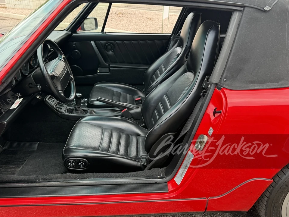 1990 Porsche 964 Carrera 4 - Image 11 of 12