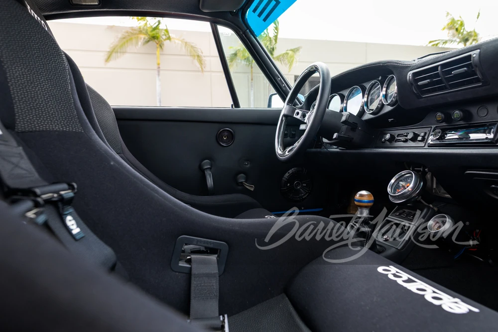 1990 Porsche 964 Carrera 4 - Image 18 of 31