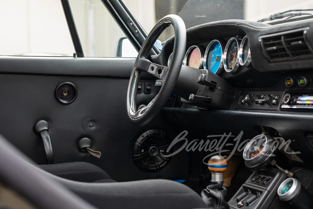 1990 Porsche 964 Carrera 4 - Image 19 of 31