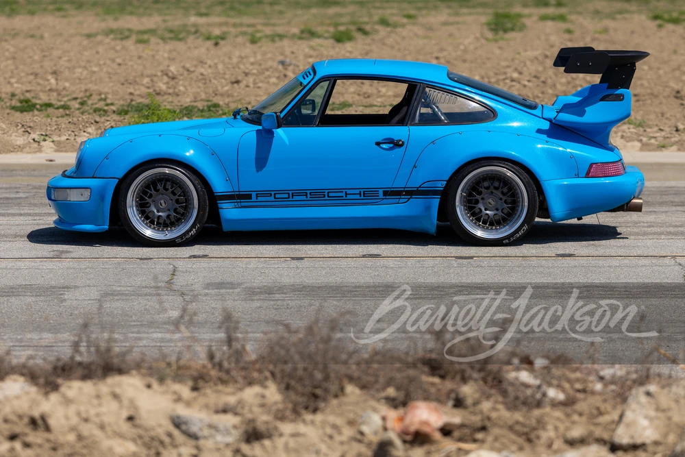 1990 Porsche 964 Carrera 4 - Image 2 of 31