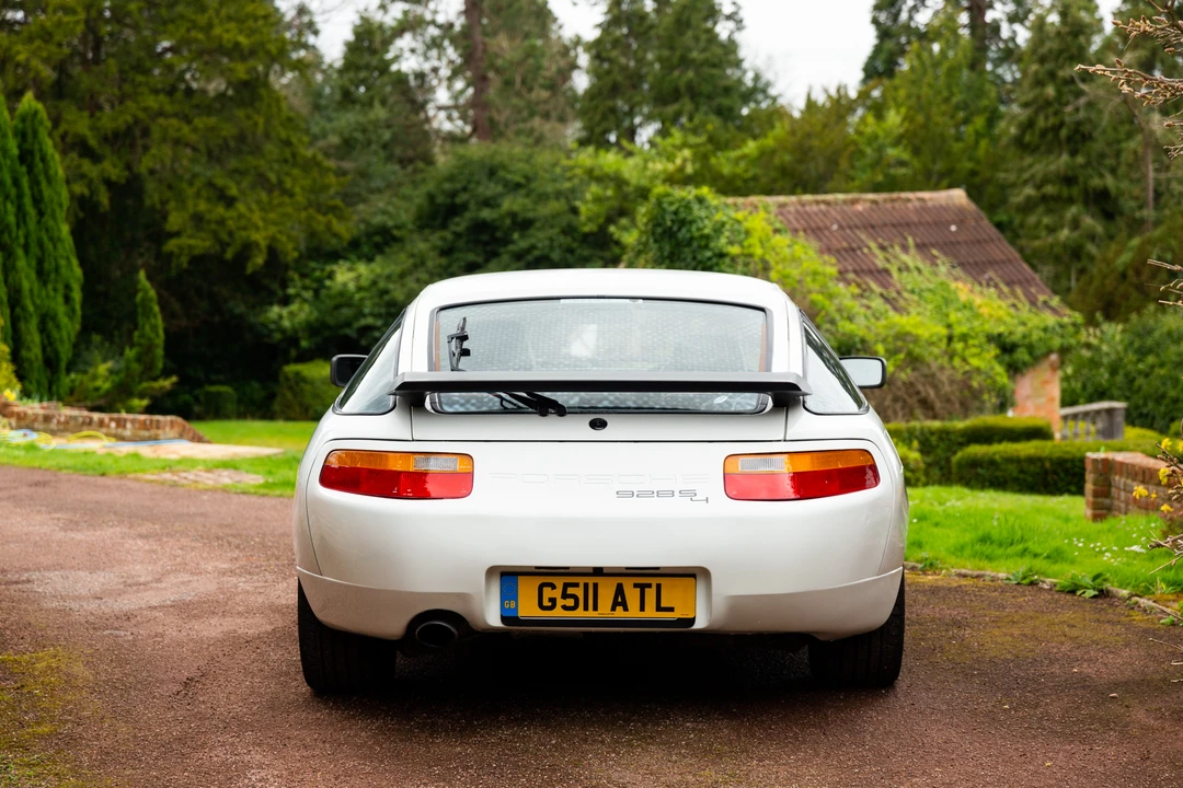 1990 Porsche 928 S4 - Image 7 of 31