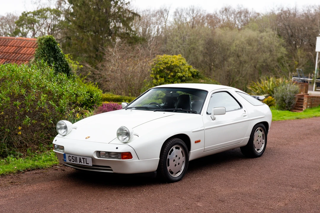 1990 Porsche 928 S4 - Image 12 of 31