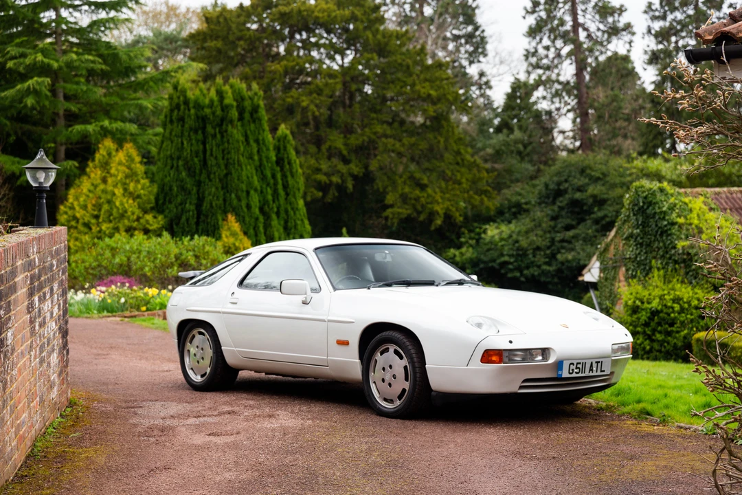 1990 Porsche 928 S4 - Image 17 of 31
