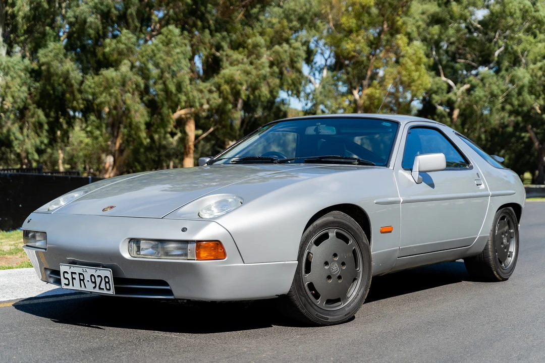1990 Porsche 928 S4 - Image 4 of 31