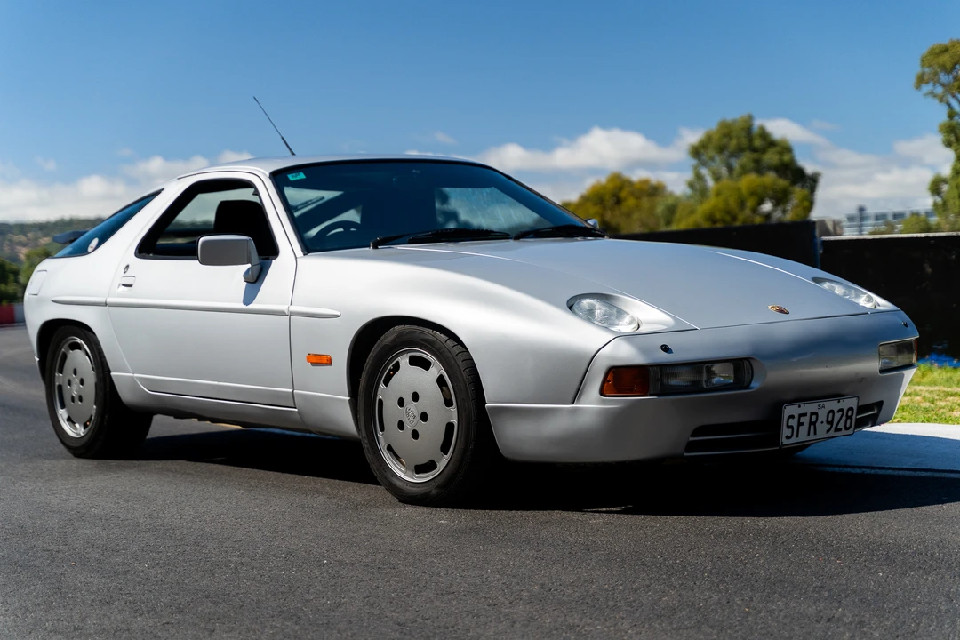 1990 Porsche 928 S4 - Image 18 of 31