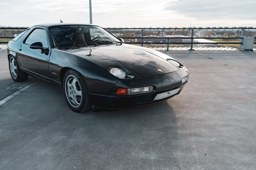 1990 Porsche 928 S4 - Image 28 of 31