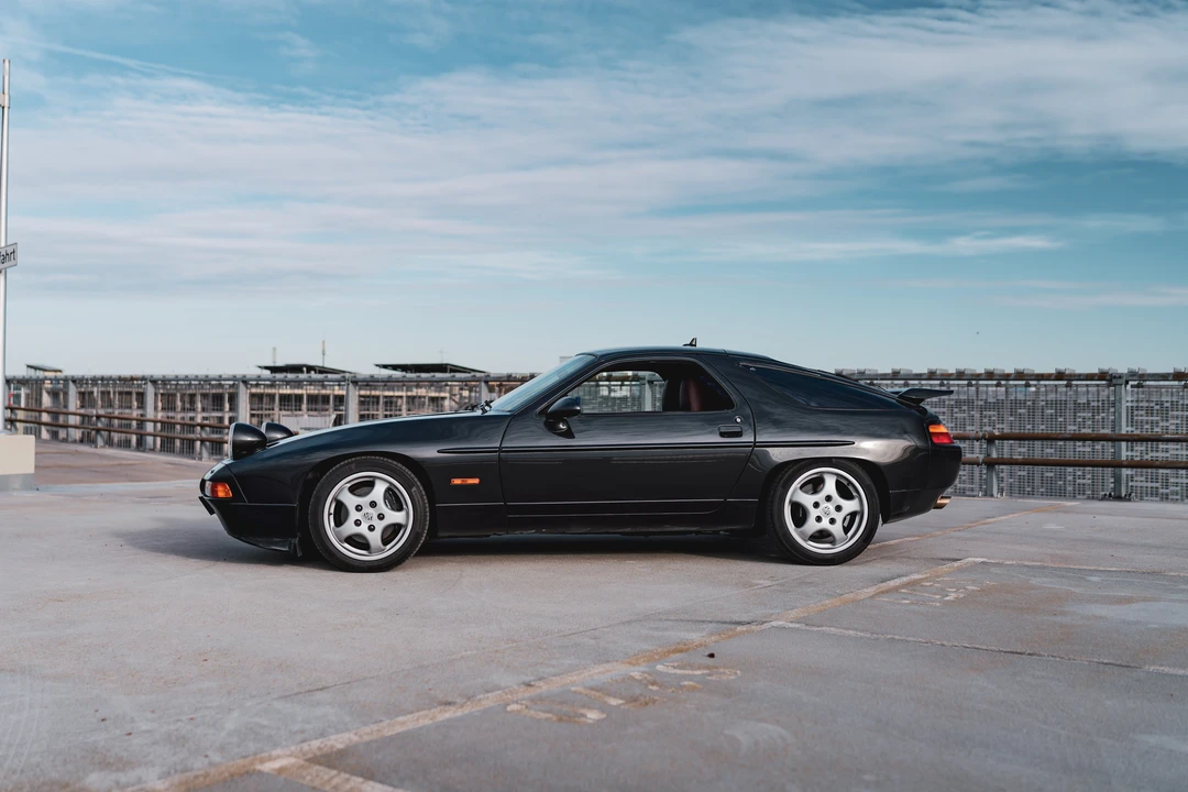 1990 Porsche 928 S4 - Image 5 of 31