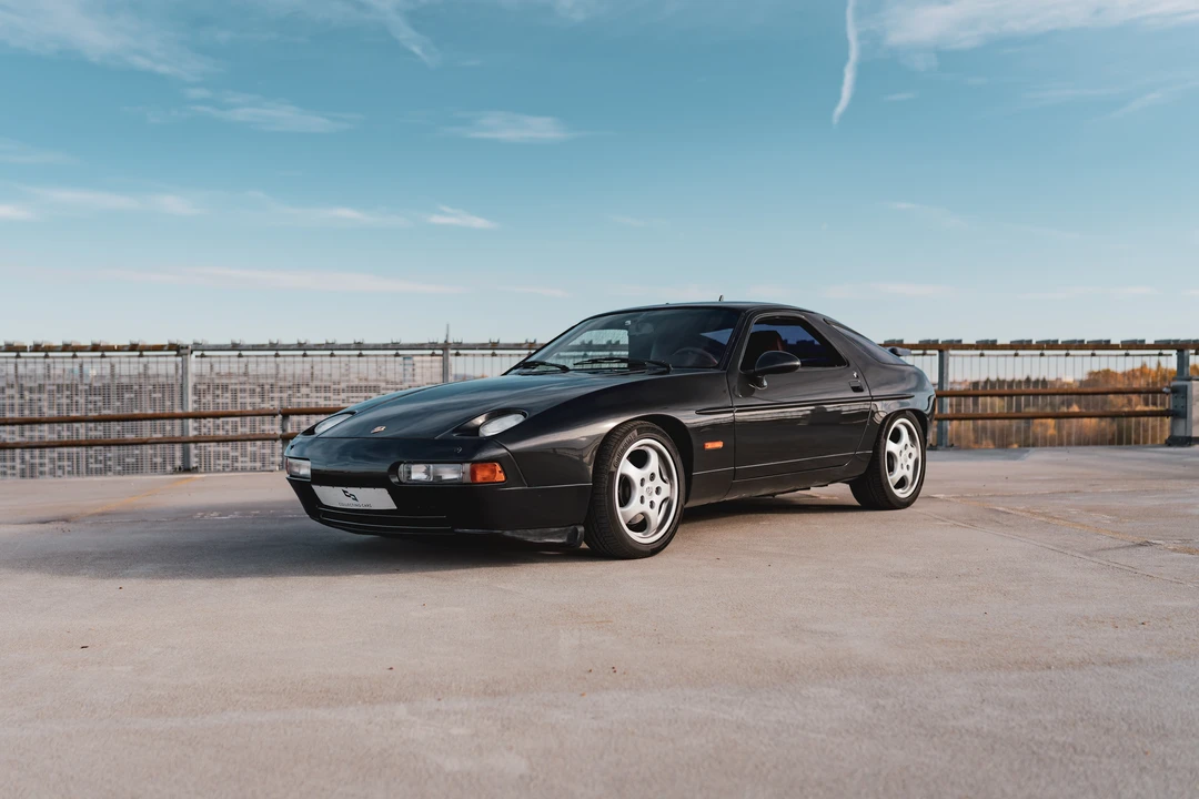 1990 Porsche 928 S4 - Image 19 of 31