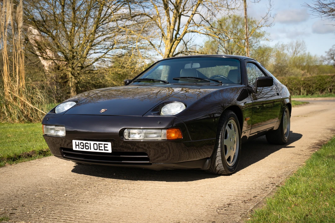 1990 Porsche 928 S4 - Image 11 of 31