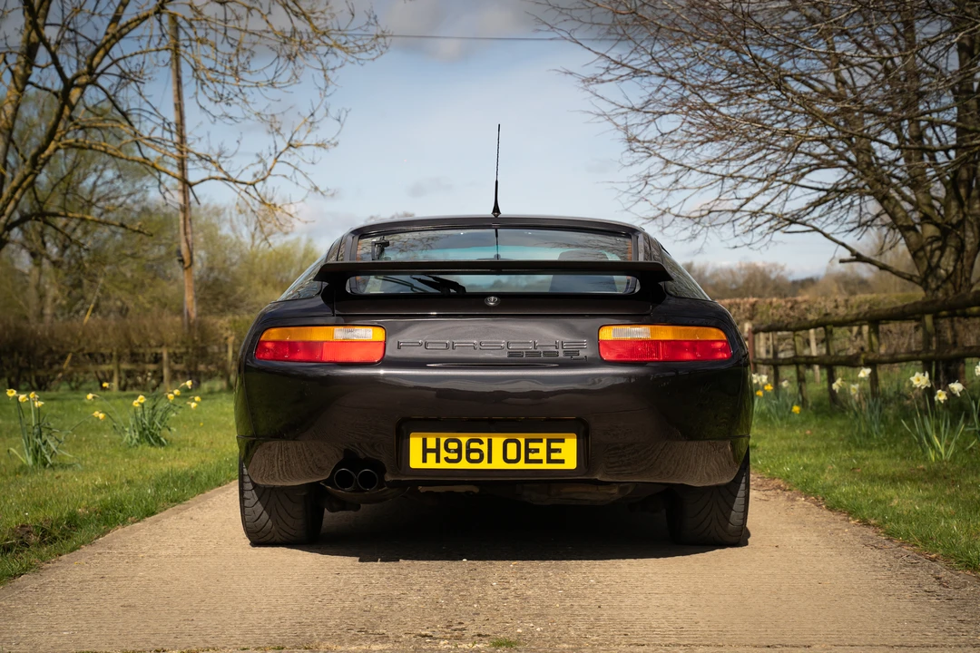 1990 Porsche 928 S4 - Image 8 of 31