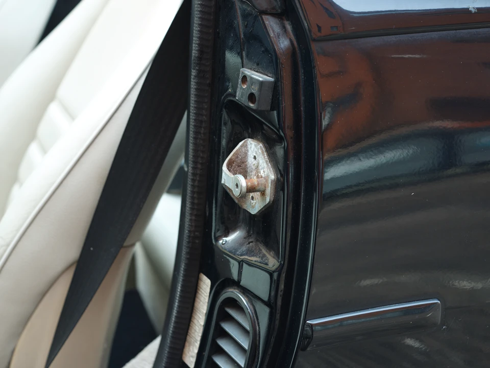 1990 Porsche 944 S2 - Image 28 of 31