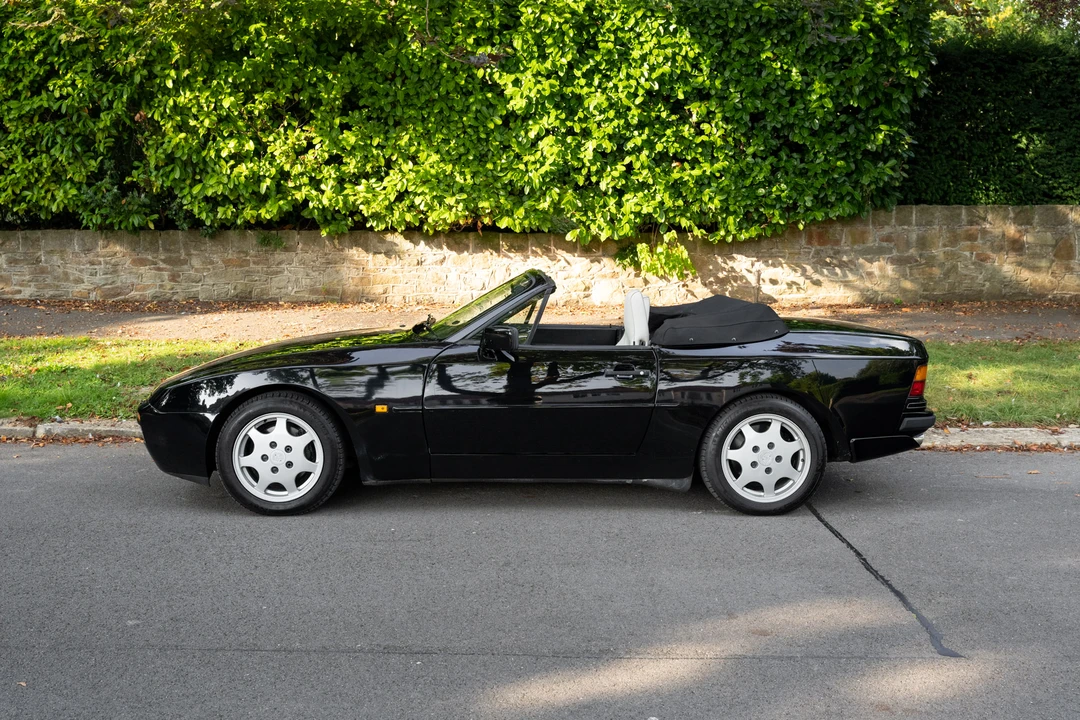 1990 Porsche 944 S2 - Image 10 of 31