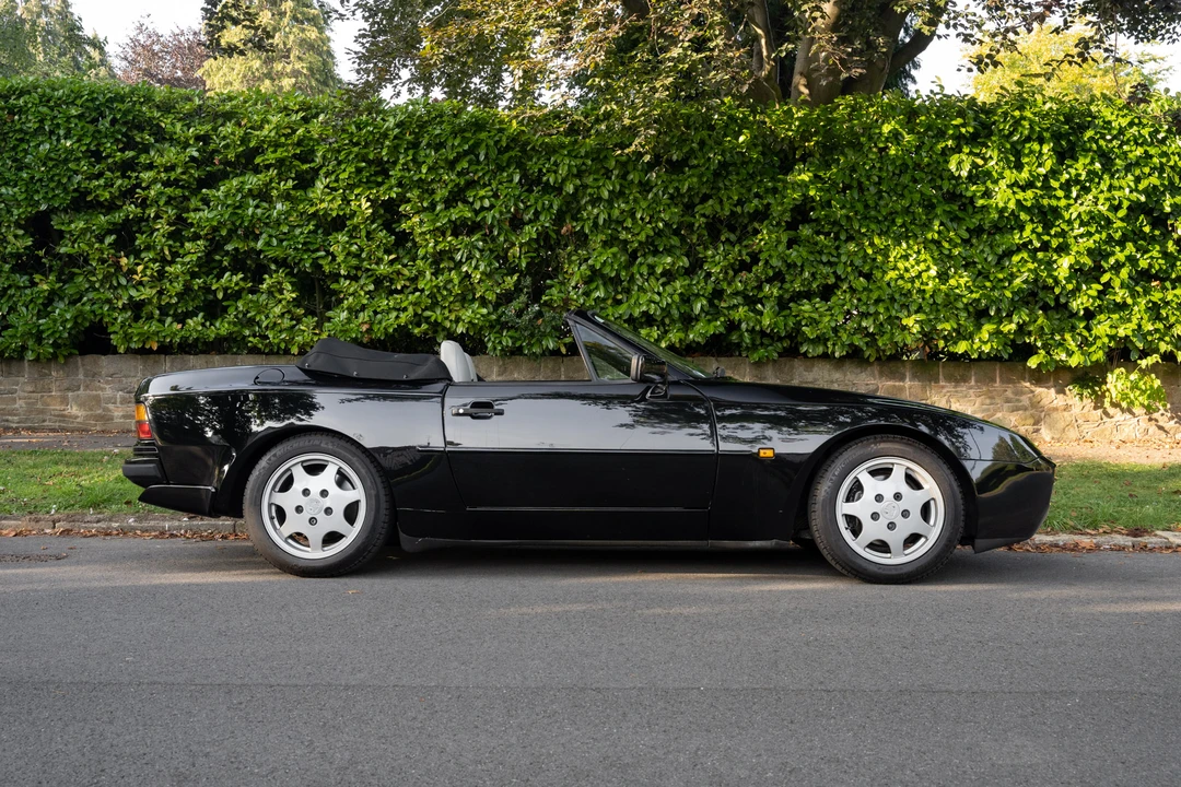 1990 Porsche 944 S2 - Image 14 of 31