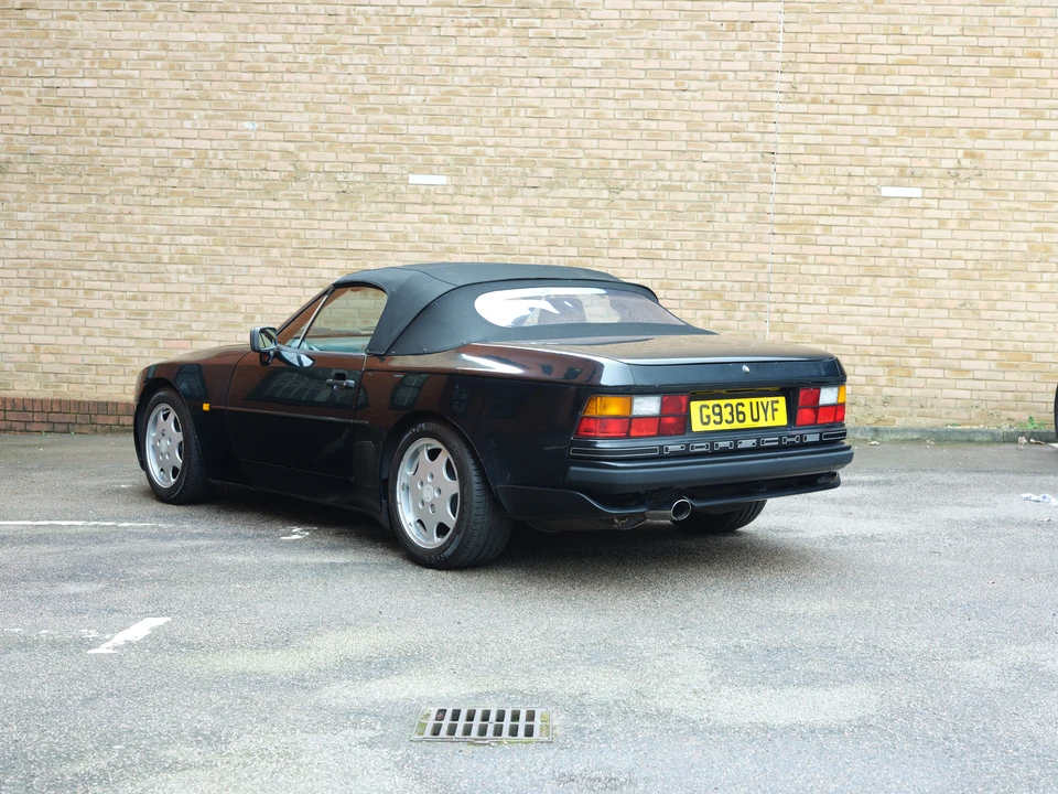 1990 Porsche 944 S2 - Image 7 of 31