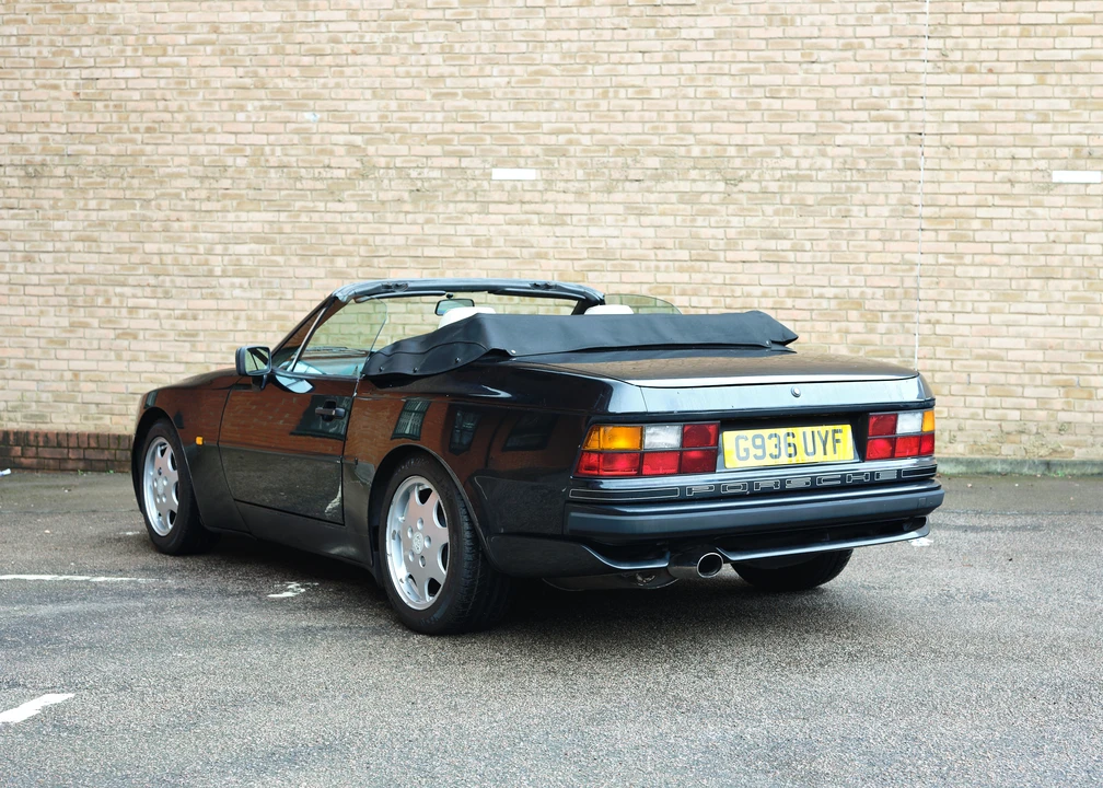 1990 Porsche 944 S2 - Image 9 of 31