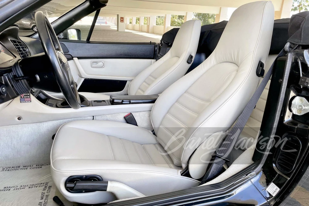 1990 Porsche 944 S2 - Image 13 of 21
