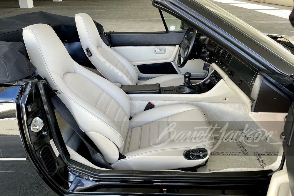 1990 Porsche 944 S2 - Image 14 of 21