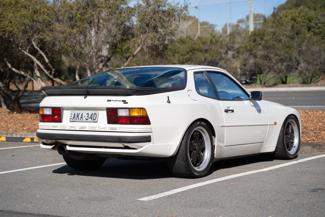 1990 Porsche 944 S2 - Image 7 of 31