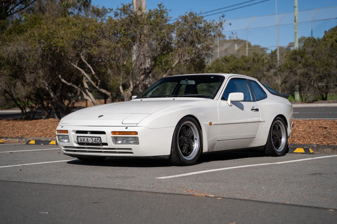 1990 Porsche 944 S2 - Image 4 of 31