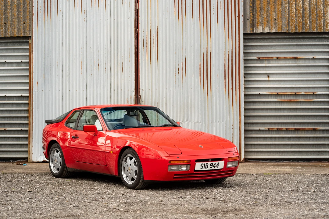 1990 Porsche 944 Turbo - Image 13 of 31