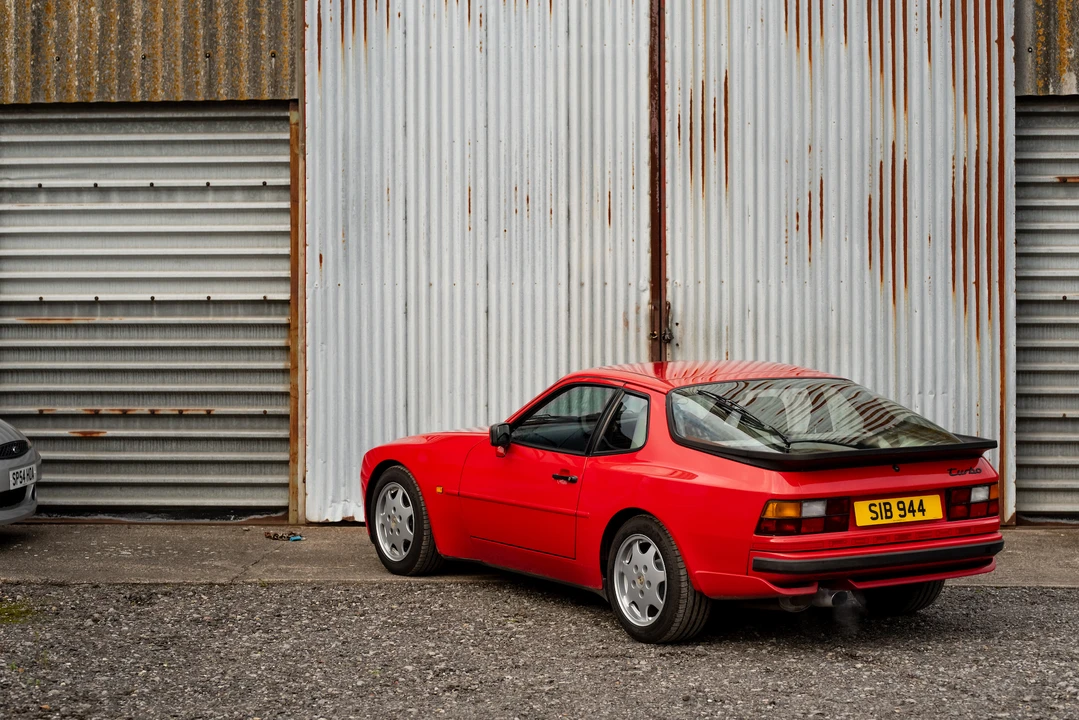 1990 Porsche 944 Turbo - Image 25 of 31