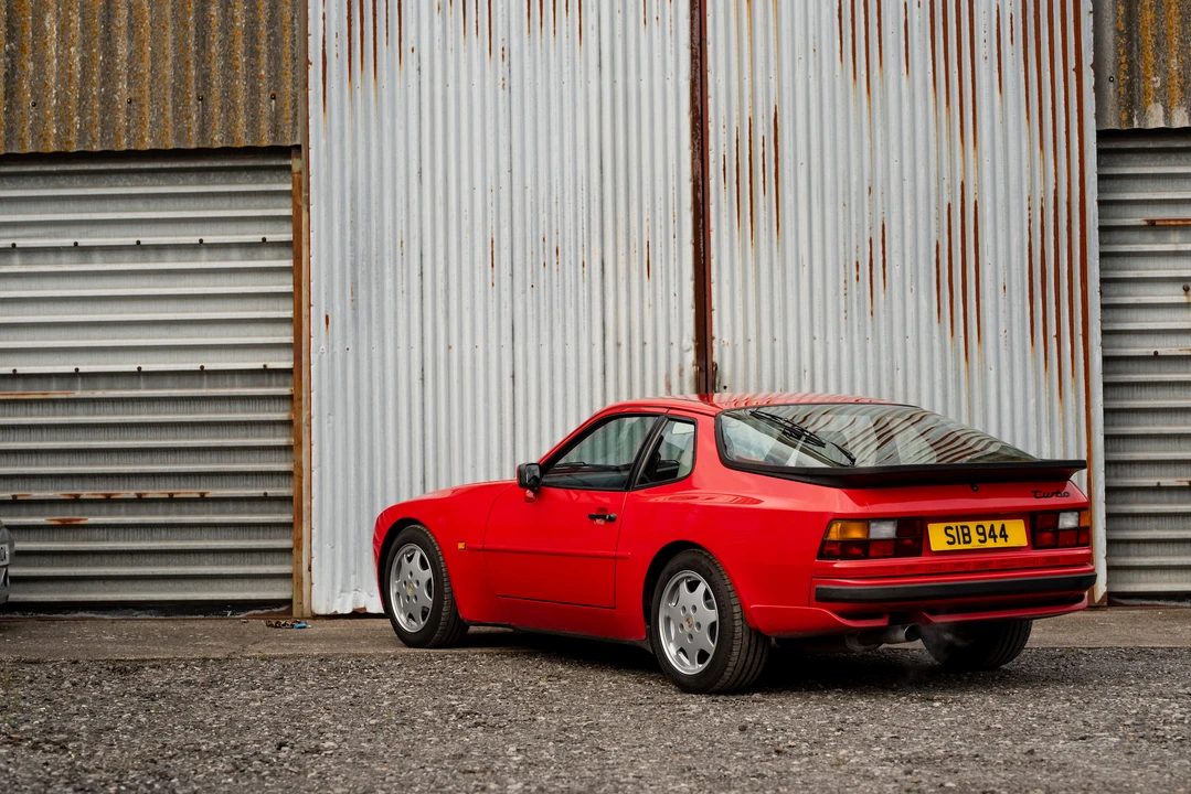 1990 Porsche 944 Turbo - Image 26 of 31