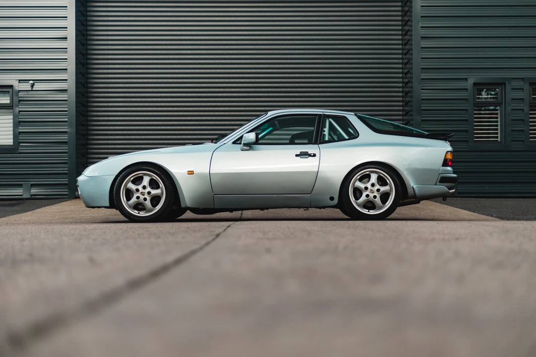 1990 Porsche 944 Turbo - Image 13 of 31