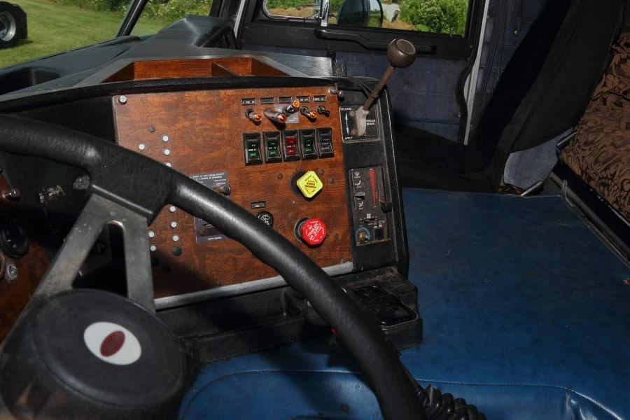 1990 Peterbilt - Image 26 of 31