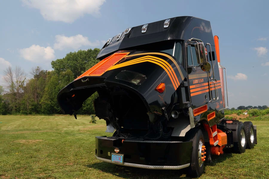 1990 Peterbilt - Image 13 of 31